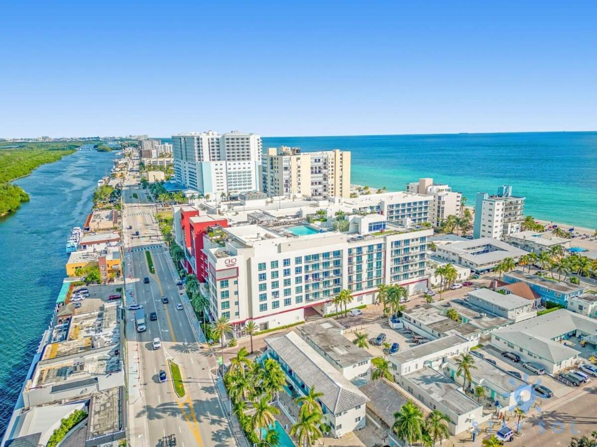 Rooftop Pool & Hot Tub - Gym - Hollywood Beach Eksteriør billede