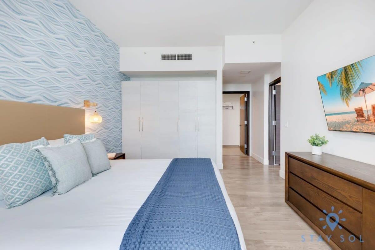Rooftop Pool & Hot Tub - Gym - Hollywood Beach Eksteriør billede